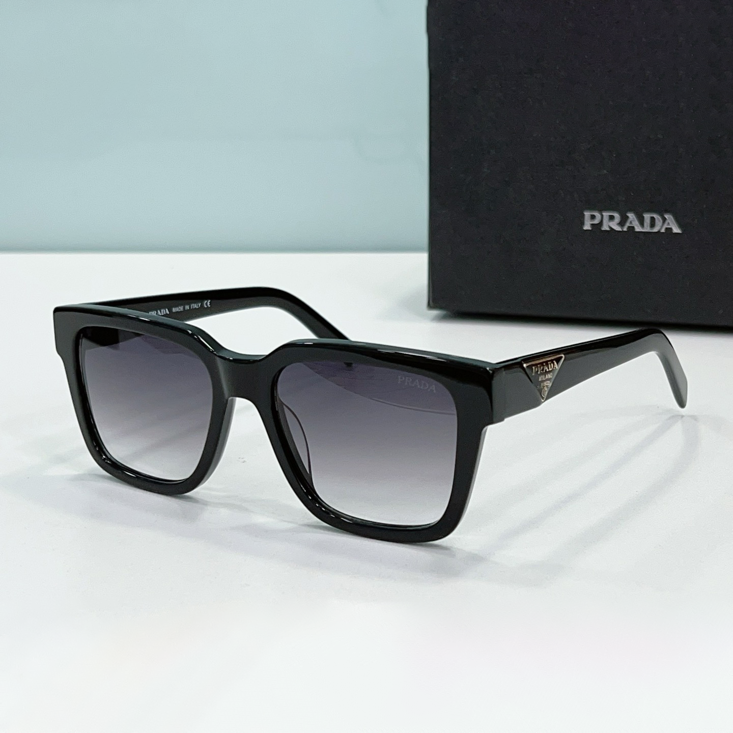 Prada  Mirror leg Stereoscopic Sign  sunglasses Top quality （Replica） - Ultra-Collectible