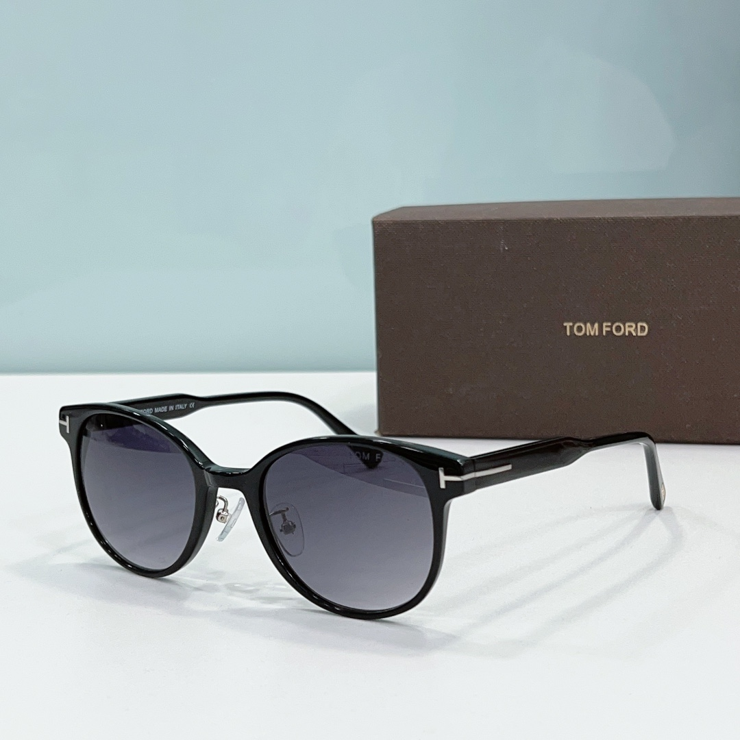 Tom Ford T-Shaped Logo Sunglasses Top Quality（Replica） - Ultra-Collectible