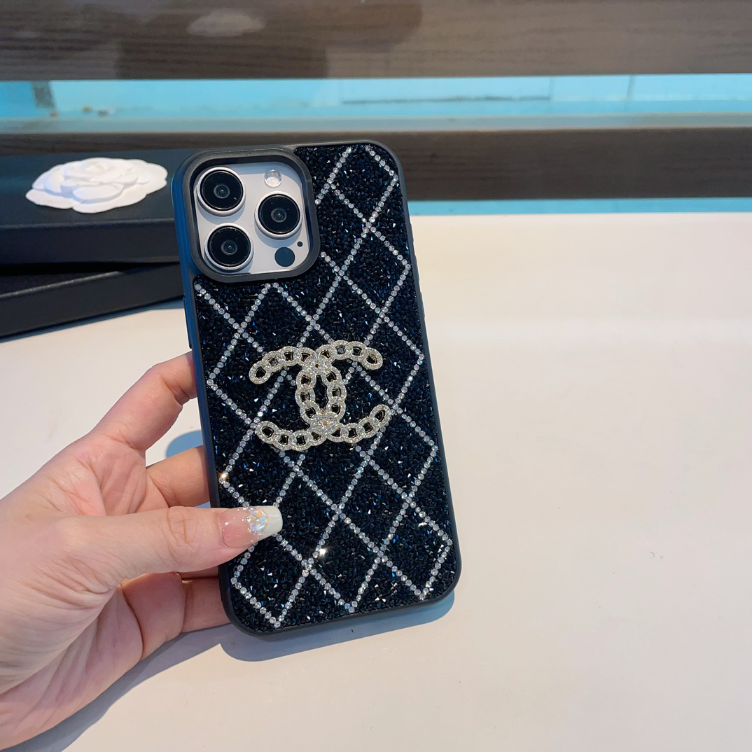 CHANEL Diamond Phone Case (Replica) - Ultra-Collectible