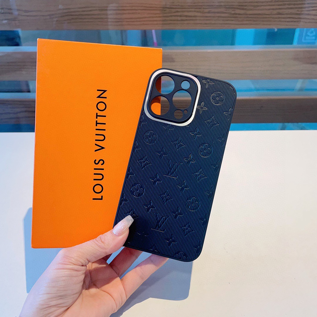 Louis Vuitton  Embossed Phone Case (Replica) - Ultra-Collectible