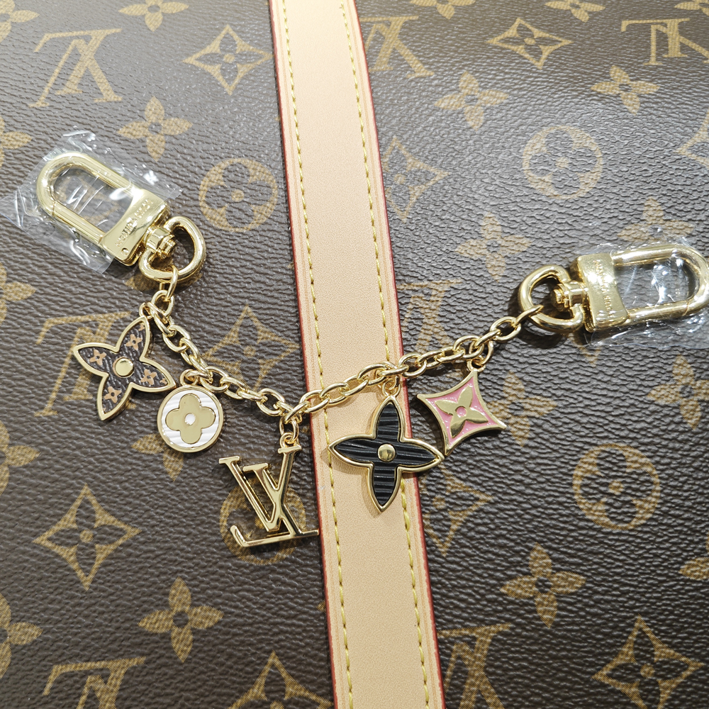 Louis Vuitton LV Keychains (Replica) - Ultra-Collectible