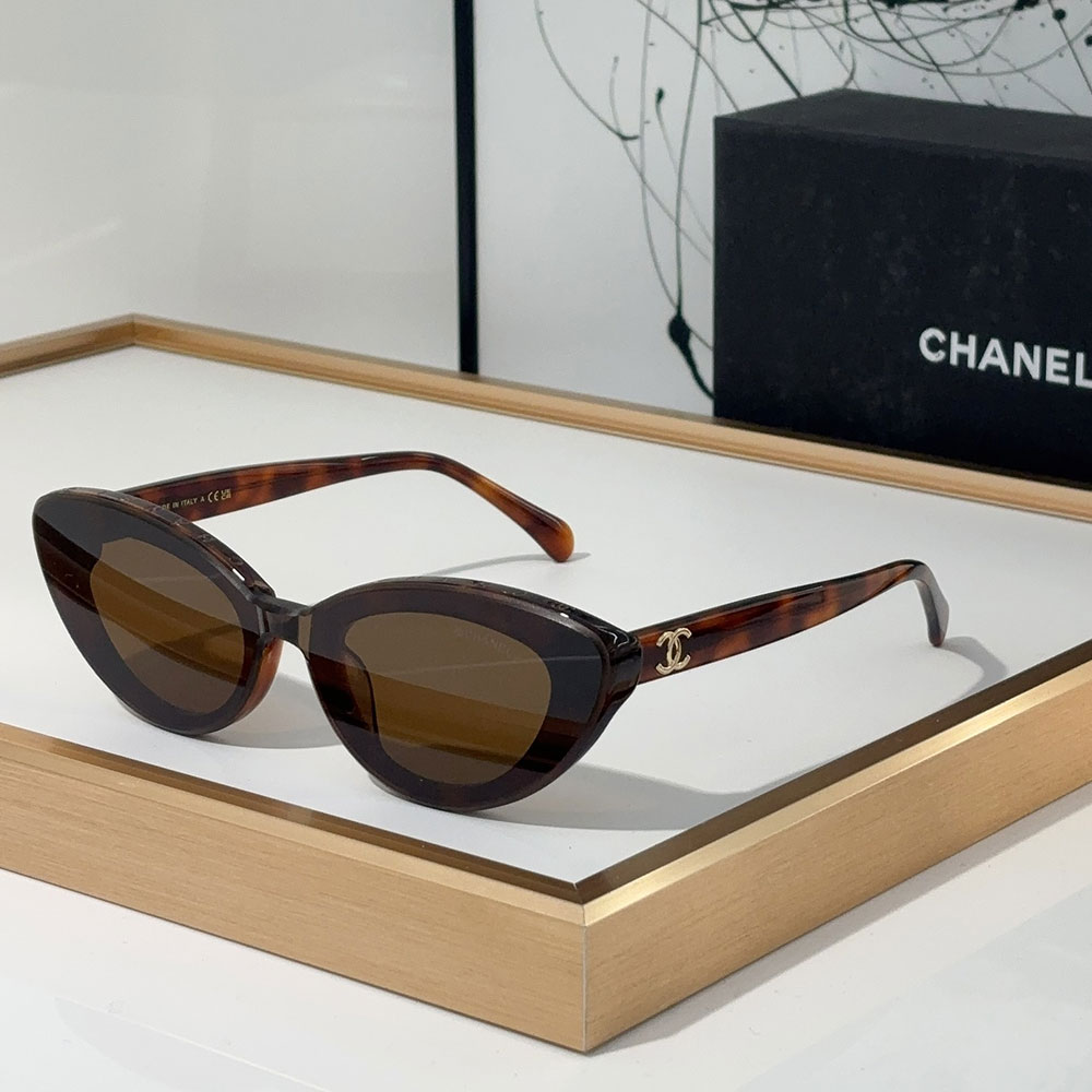 Chanel  Mirror leg Logo Cat-eye Sunglasses Top quality （Replica） - Ultra-Collectible