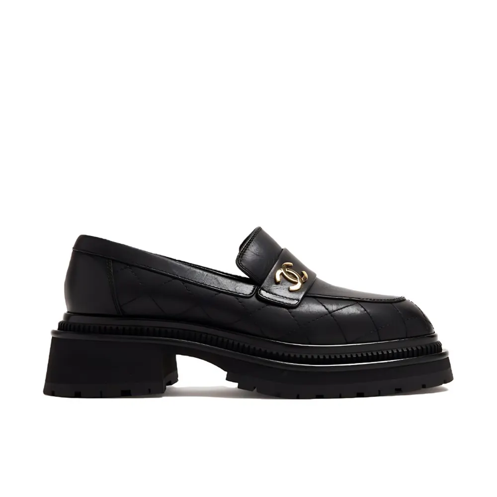 Chanel slip-on shoes (replica) - Ultra-Collectible