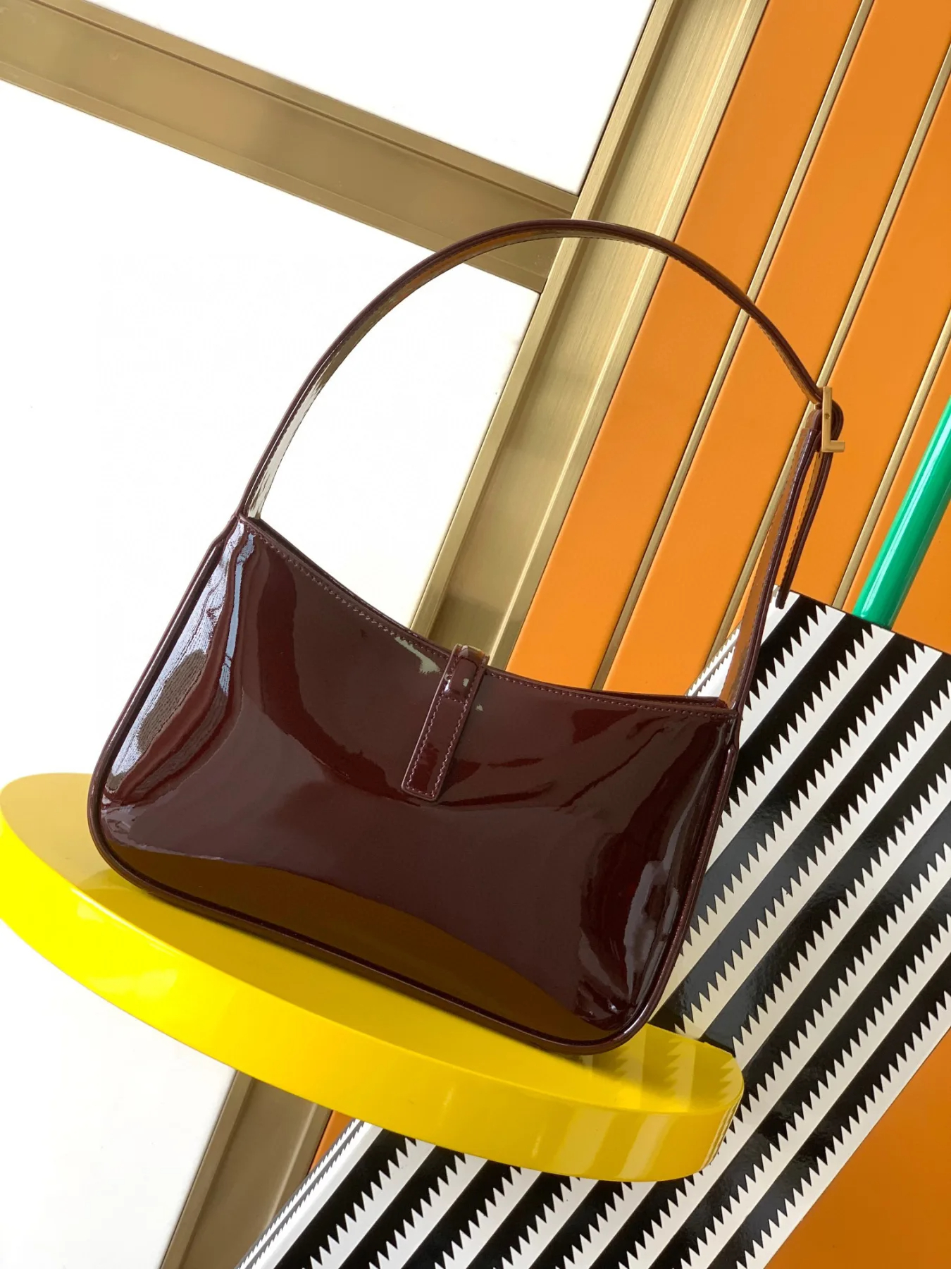 Saint Laurent YSL Patent Leather HoBo Bag（Replica） - Ultra-Collectible