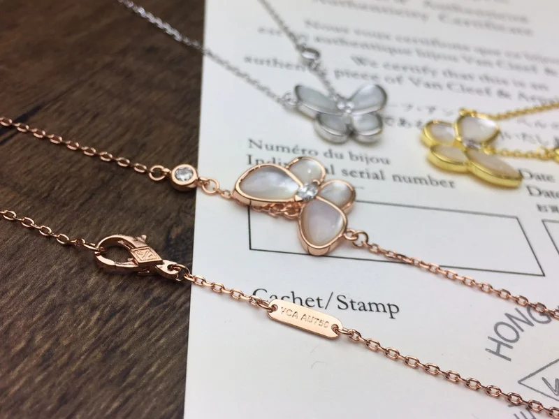 Van Cleef & Arpels Necklace (Replica) - Ultra-Collectible