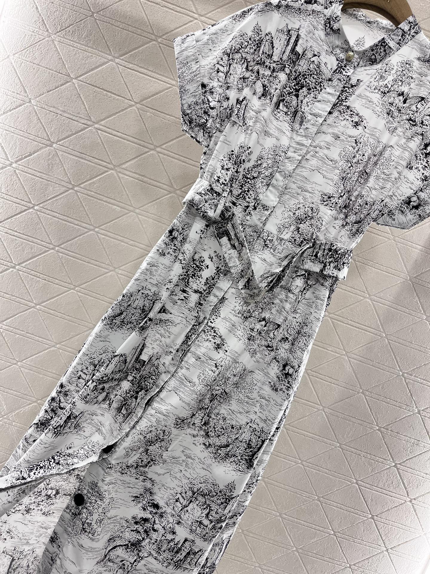 Printed shirt dress - Ultra-Collectible