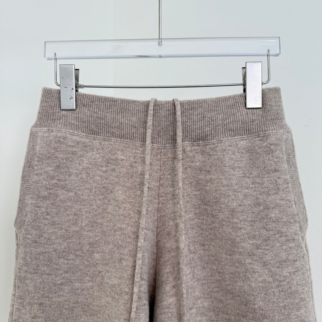 Knitted shorts - Ultra-Collectible