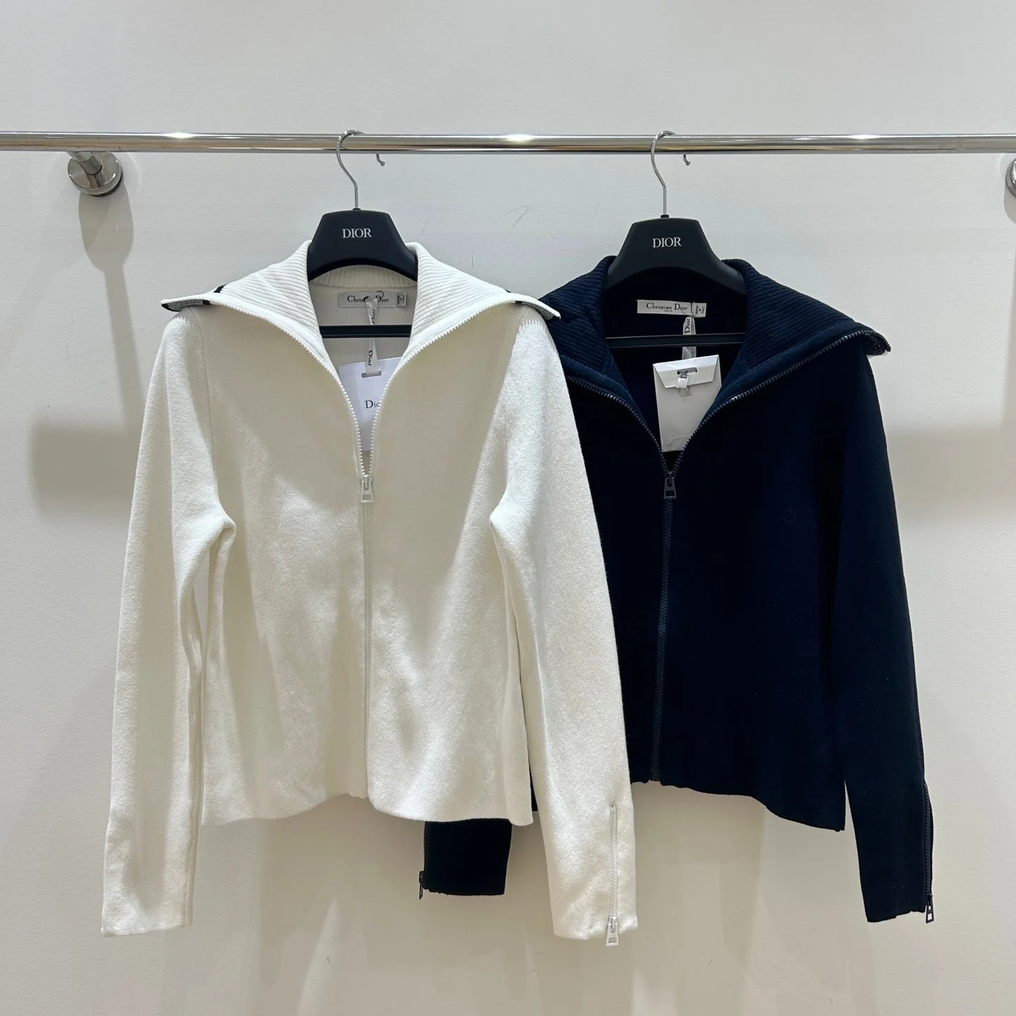 Navy collar zipper knitted cardigan - Ultra-Collectible