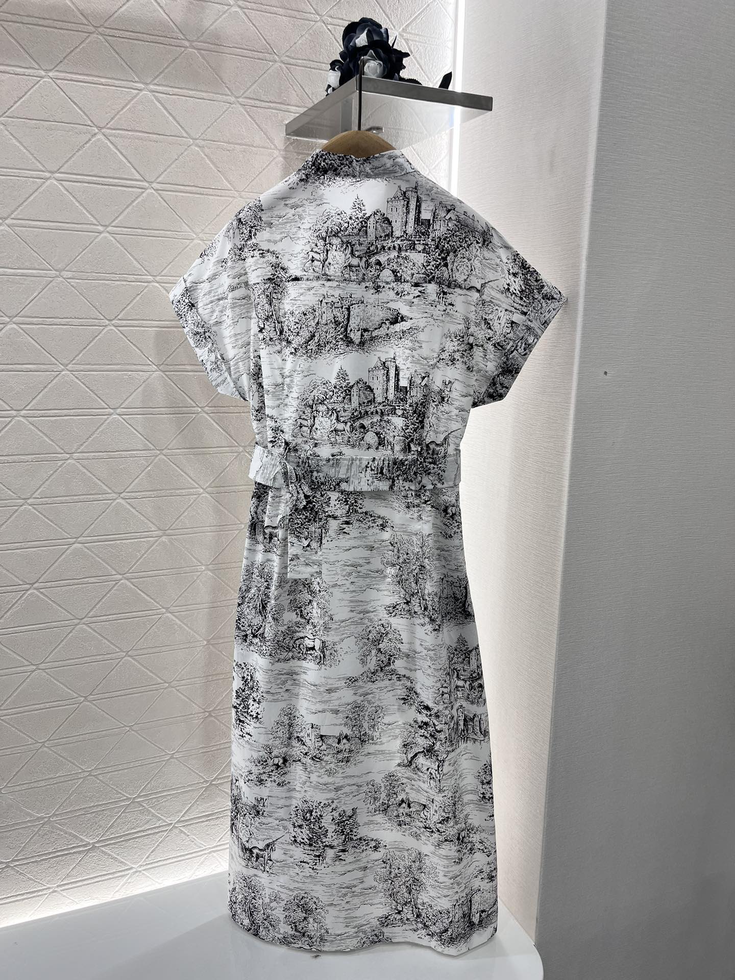 Printed shirt dress - Ultra-Collectible