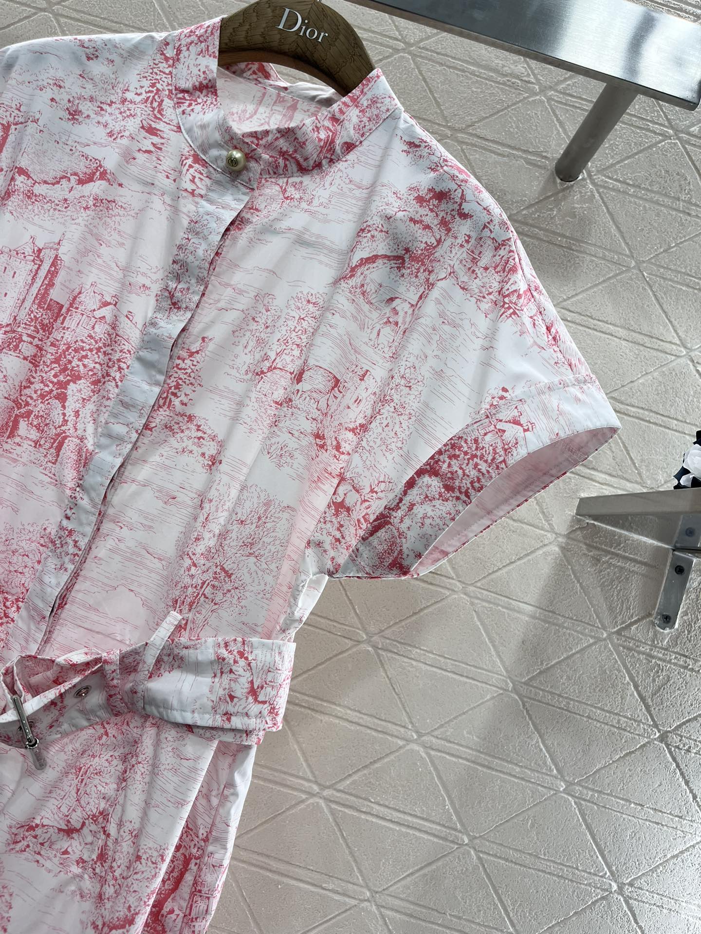 Printed shirt dress - Ultra-Collectible