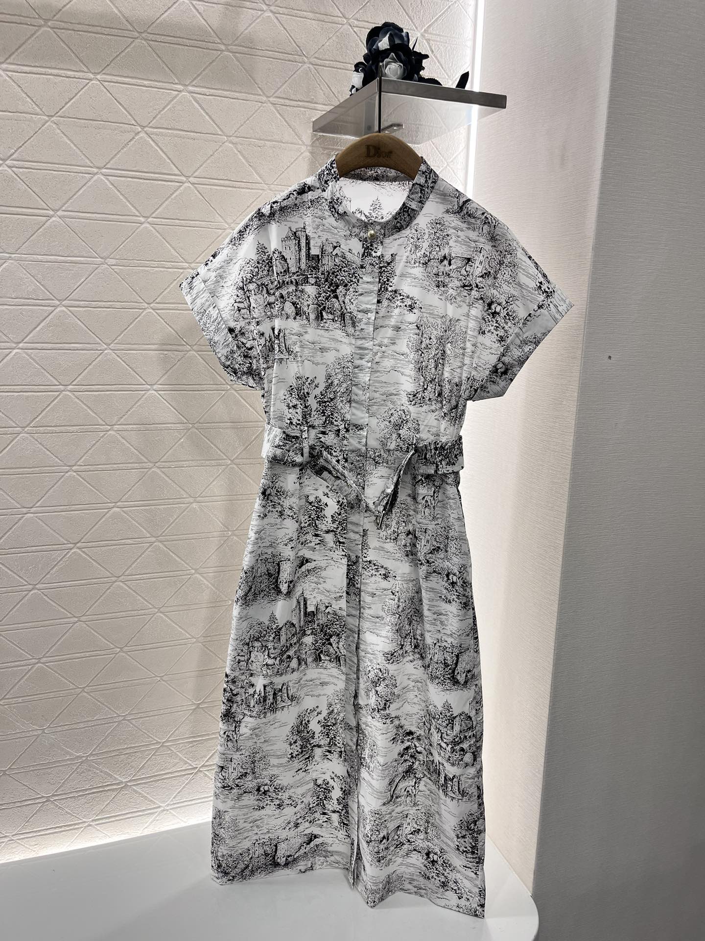 Printed shirt dress - Ultra-Collectible