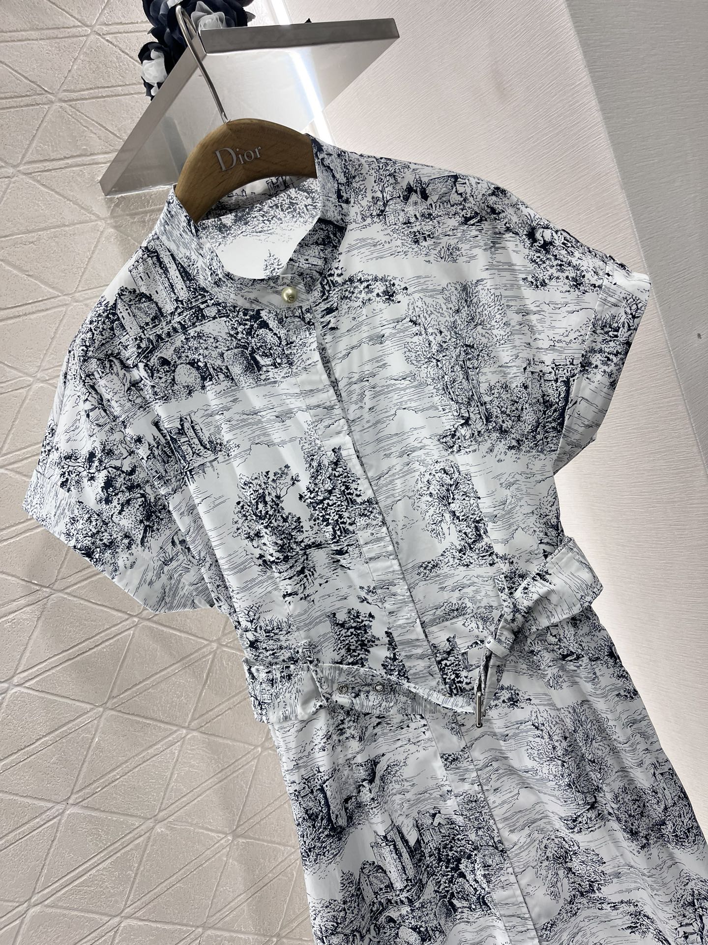 Printed shirt dress - Ultra-Collectible