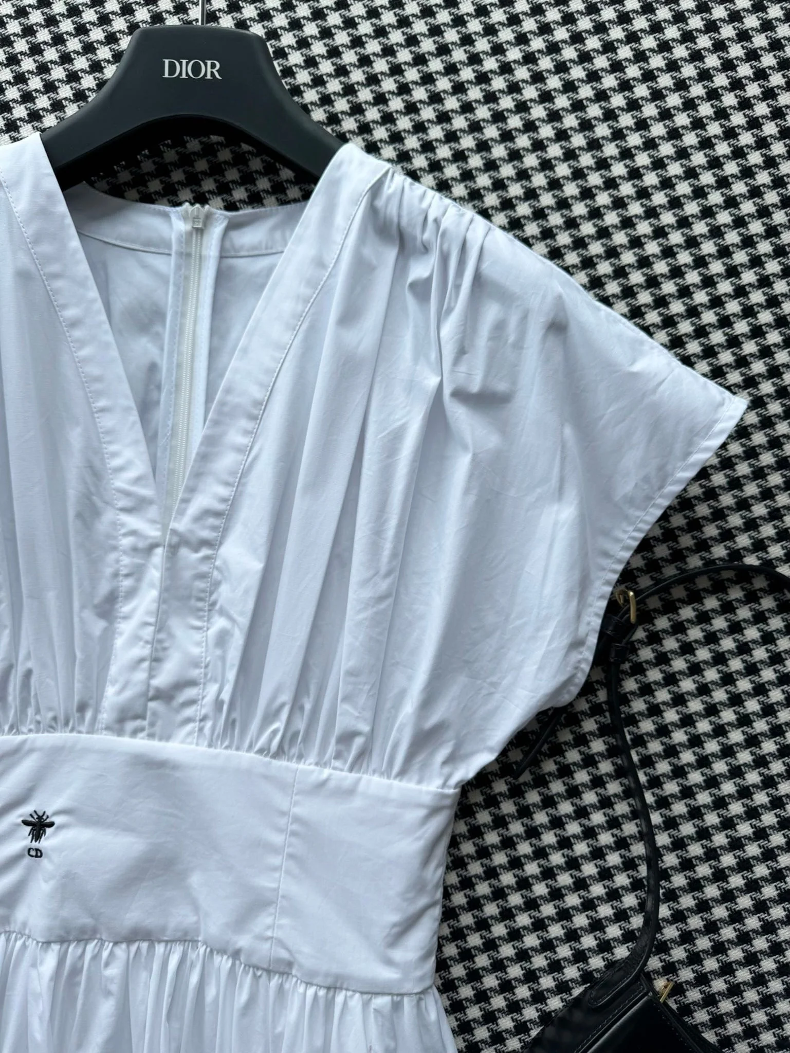 White waisted skirt dress - Ultra-Collectible