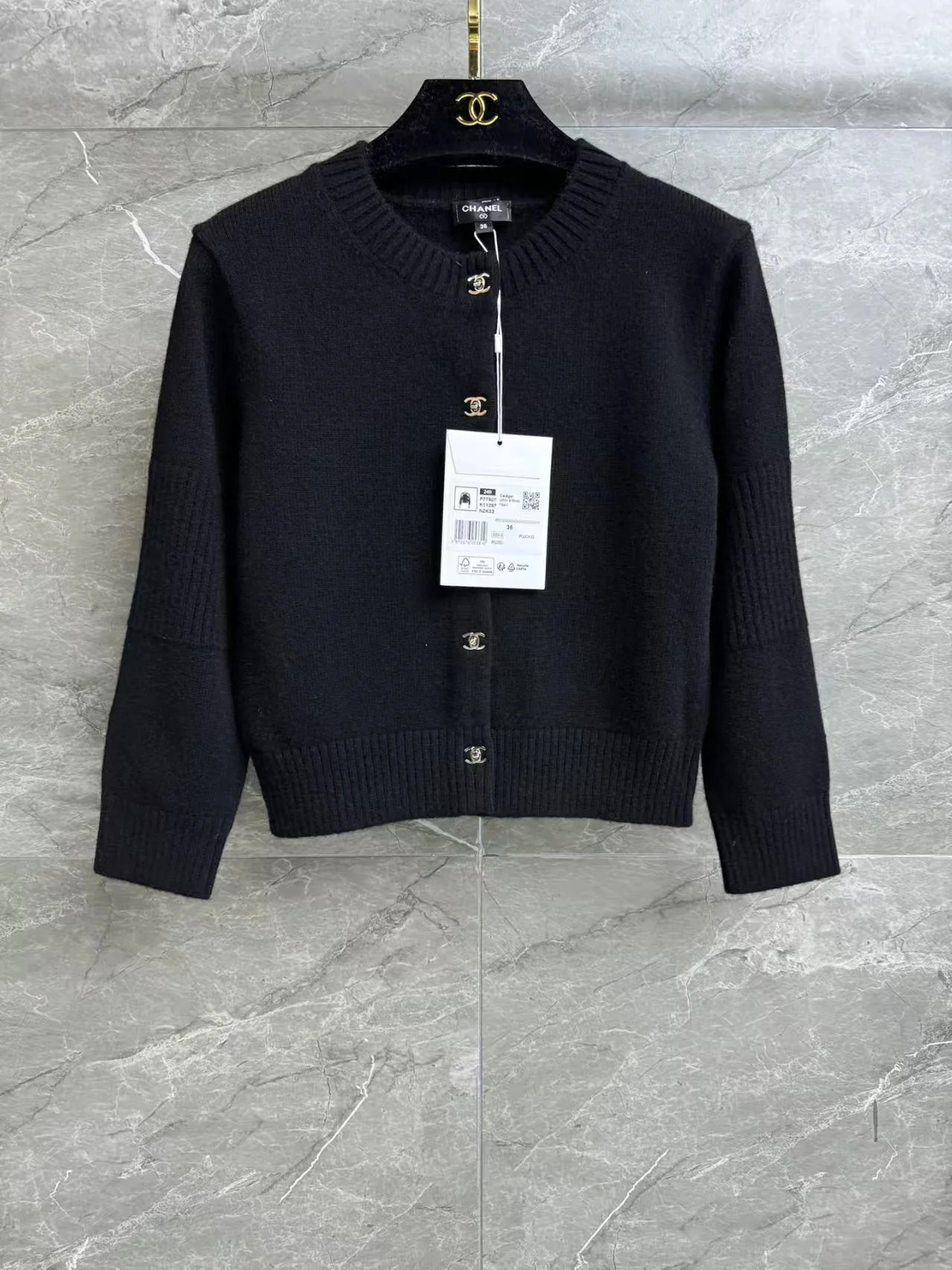 Cashmere cardigan with school bag button - Ultra-Collectible