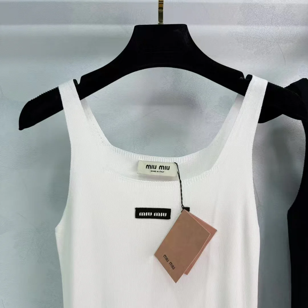 Contrast jacquard knit vest - Ultra-Collectible