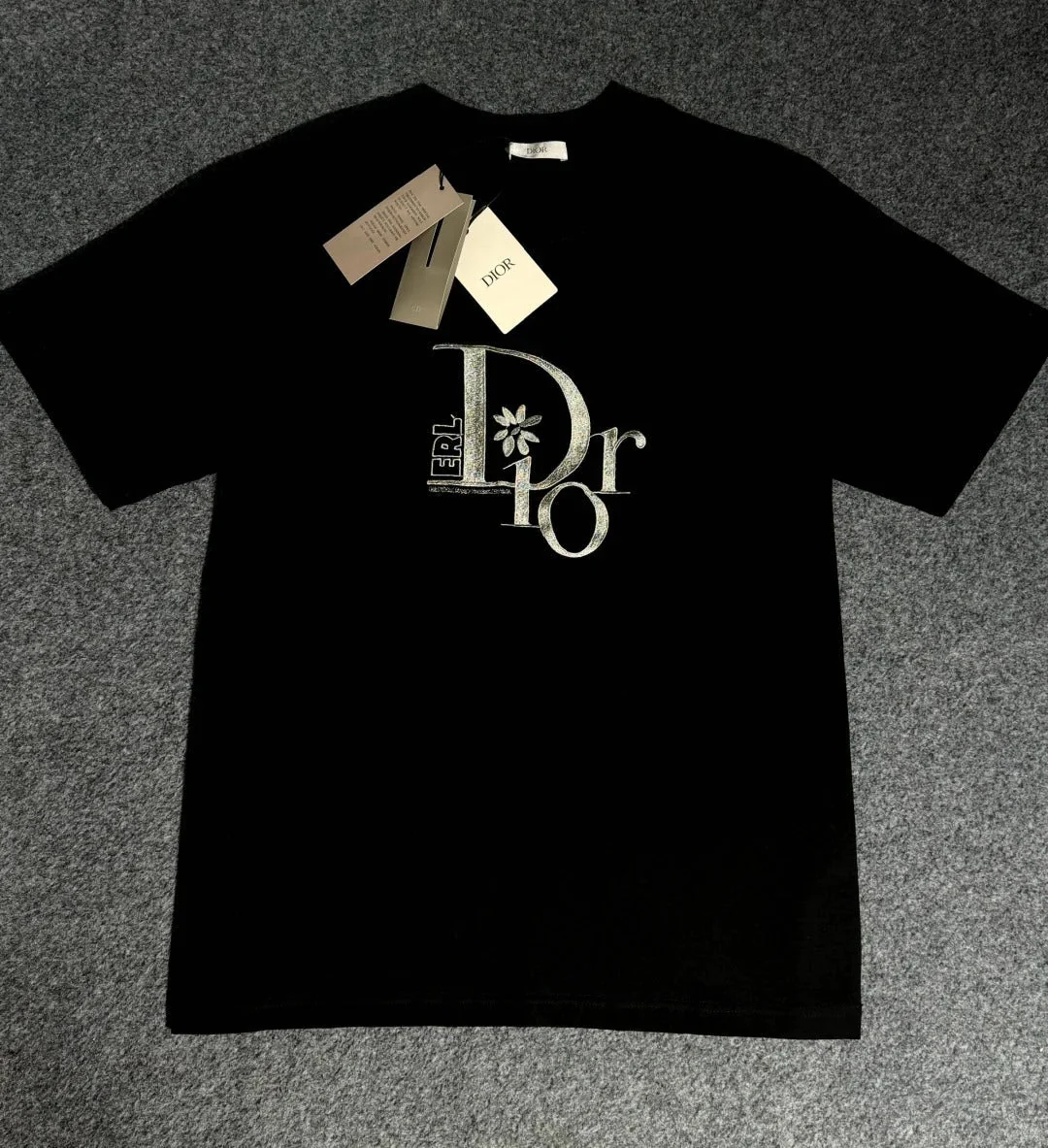 Pure cotton embroidered short sleeves - Ultra-Collectible