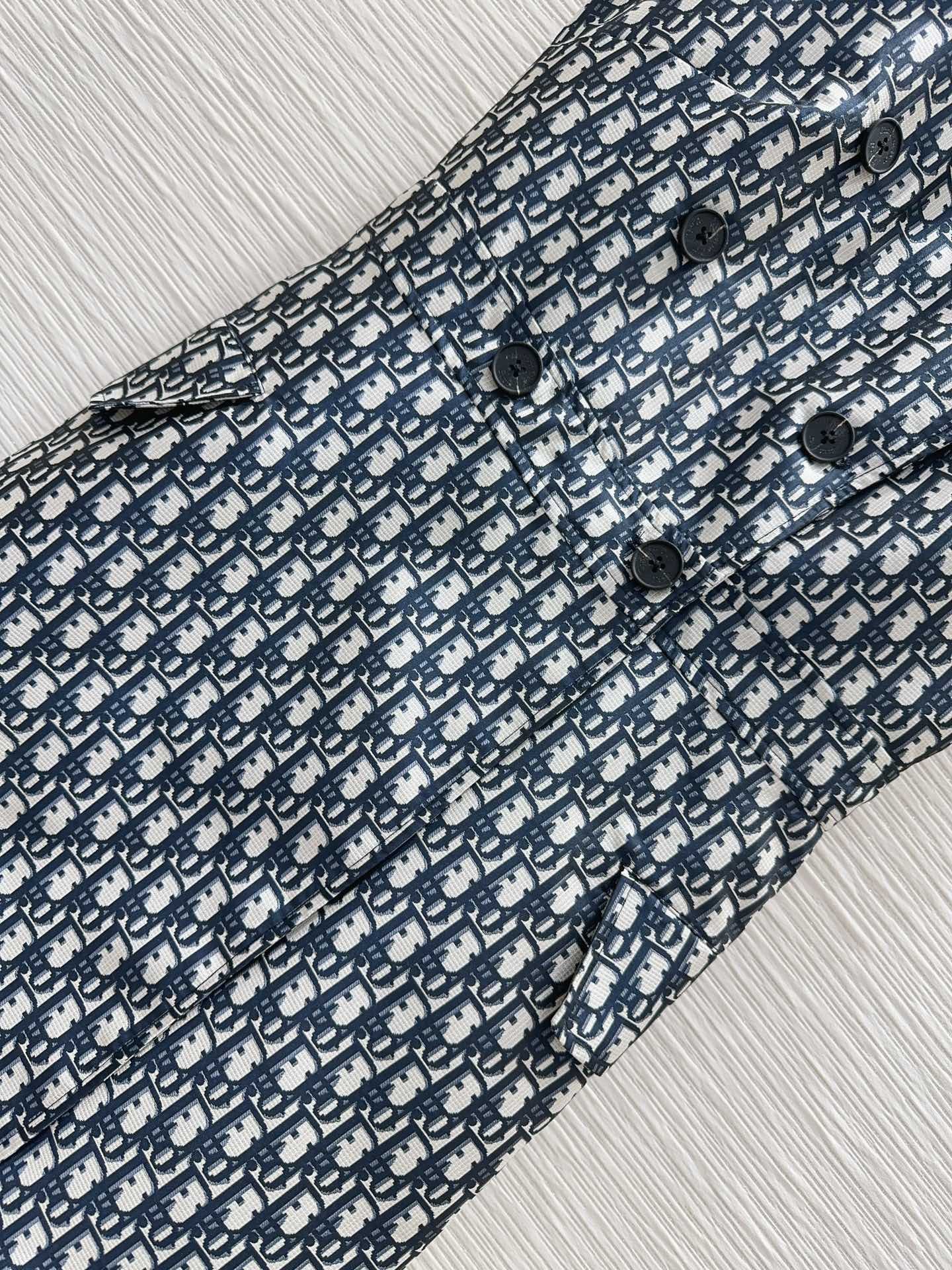 Printed vest dress - Ultra-Collectible