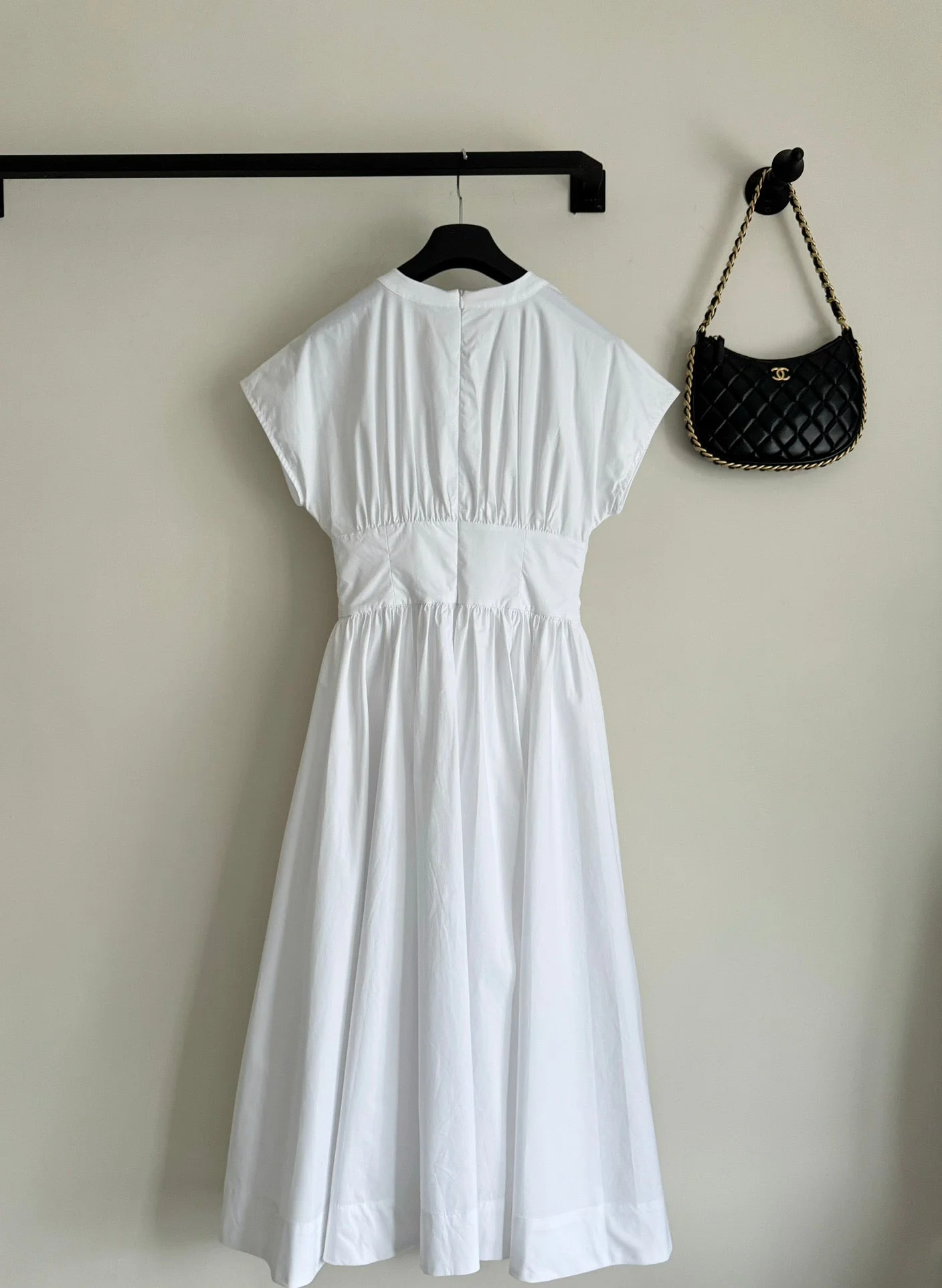 White waisted skirt dress - Ultra-Collectible
