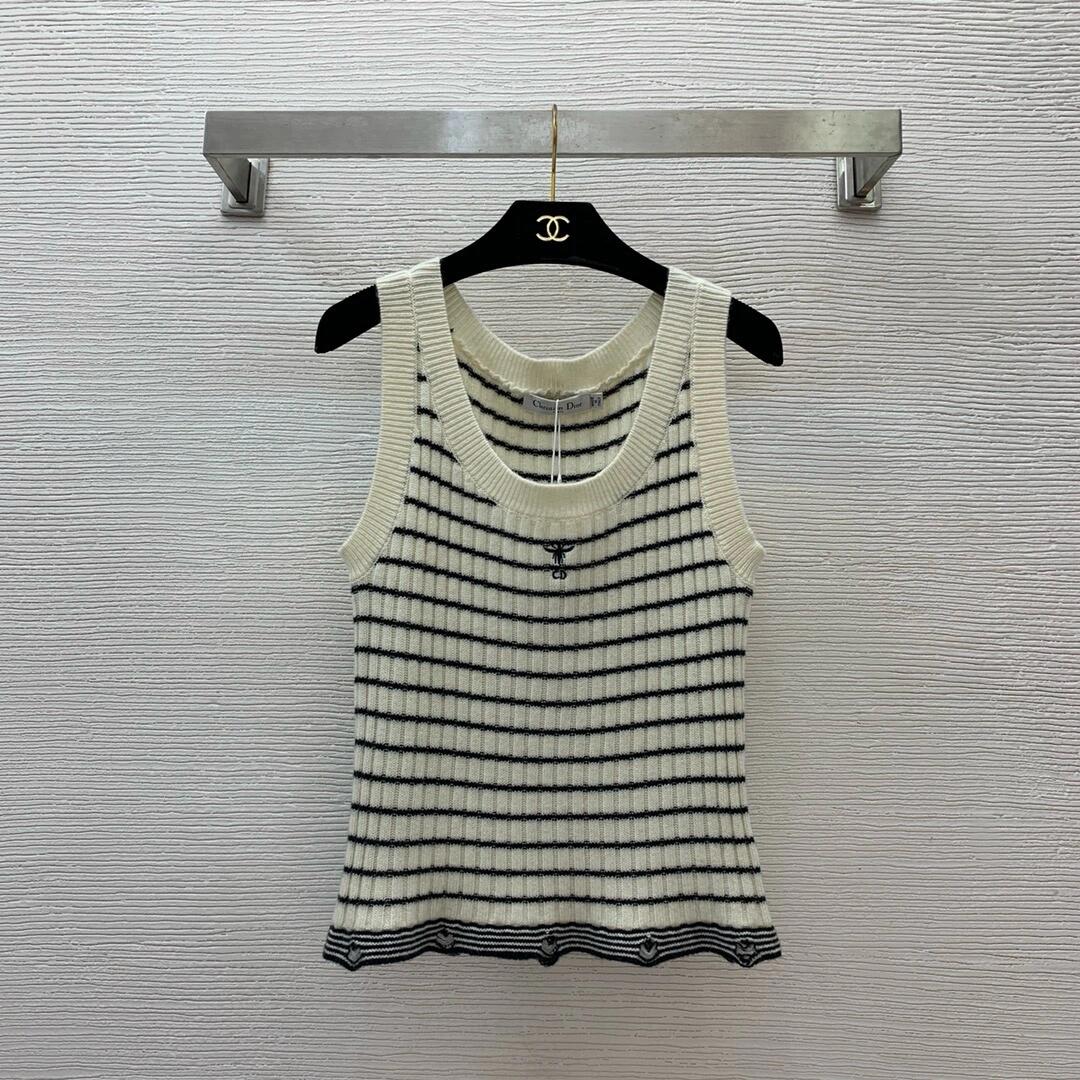Minimalist striped knitted vest - Ultra-Collectible
