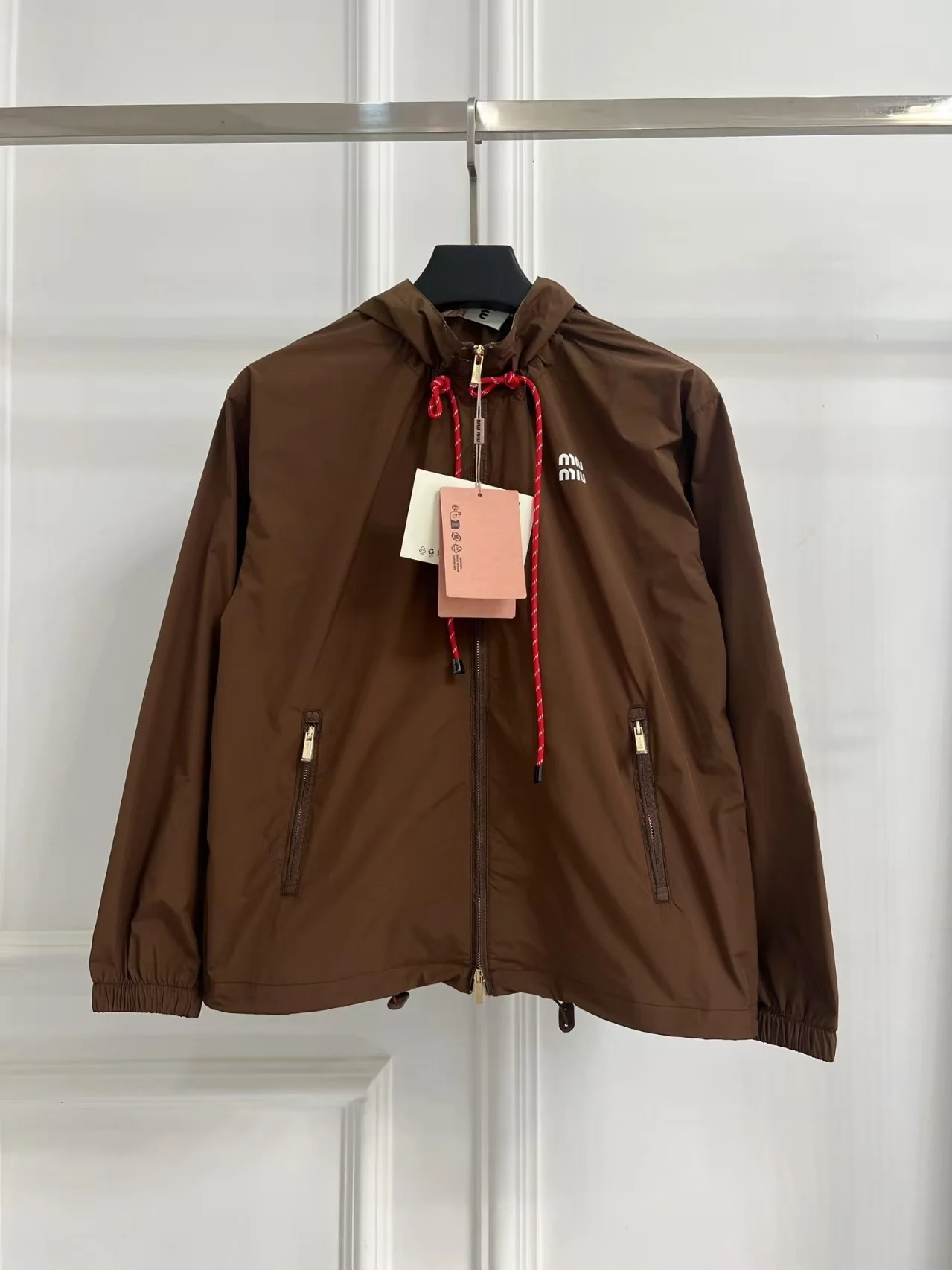 25 Early Spring New Letter Hooded Windbreaker - Ultra-Collectible