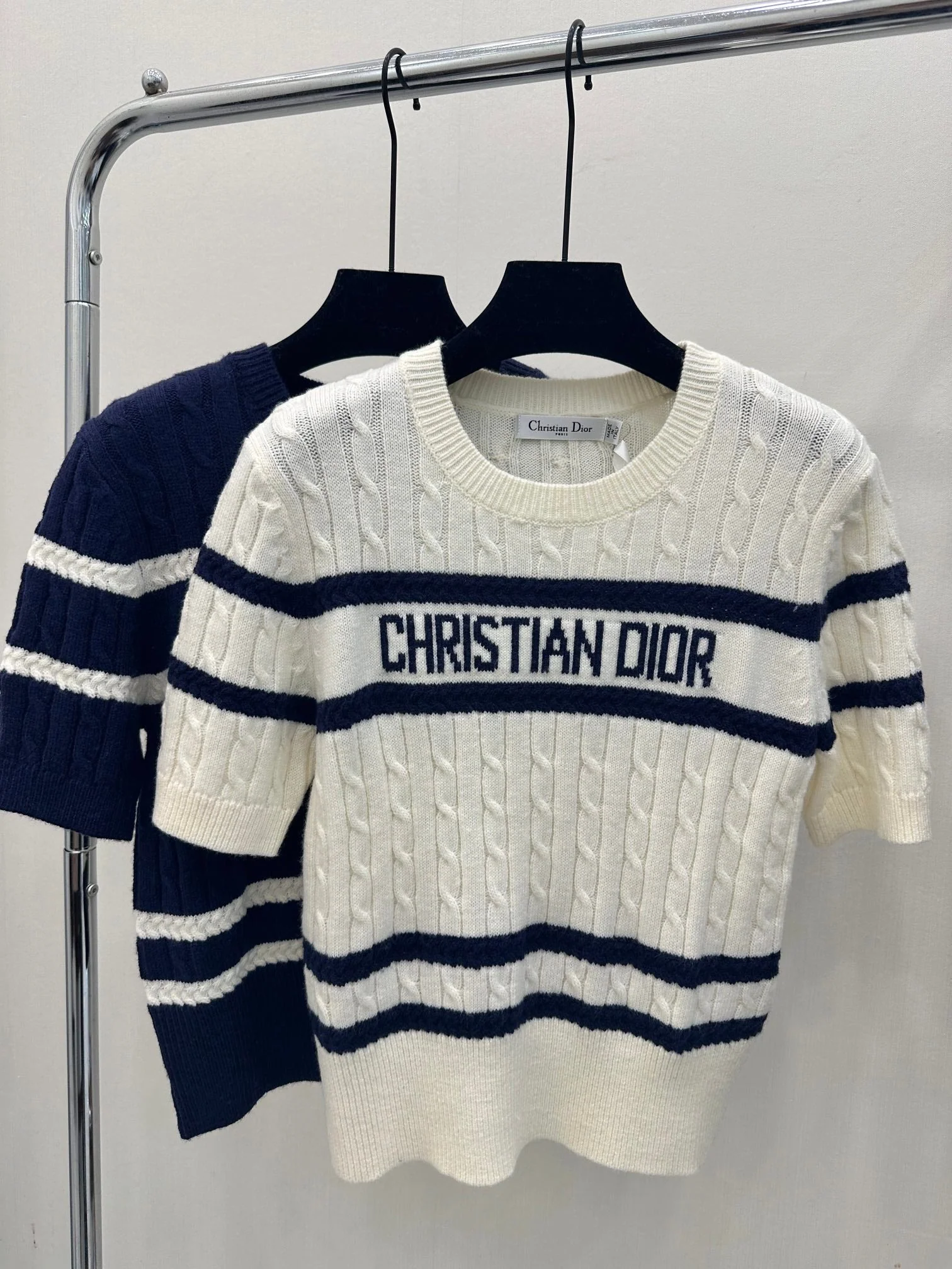 Contrast subtitle striped knitted short sleeves - Ultra-Collectible