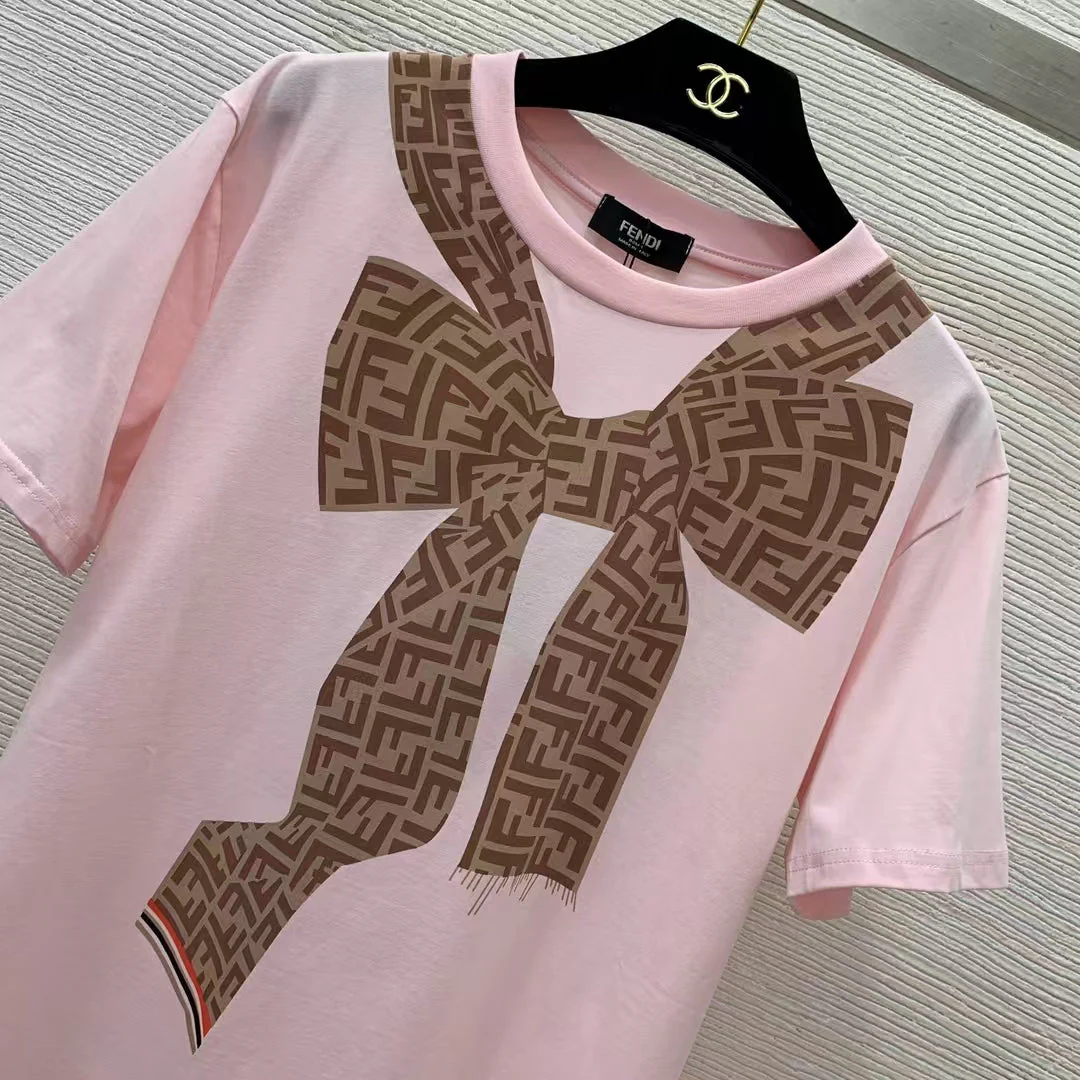 Round neck short sleeves - Ultra-Collectible