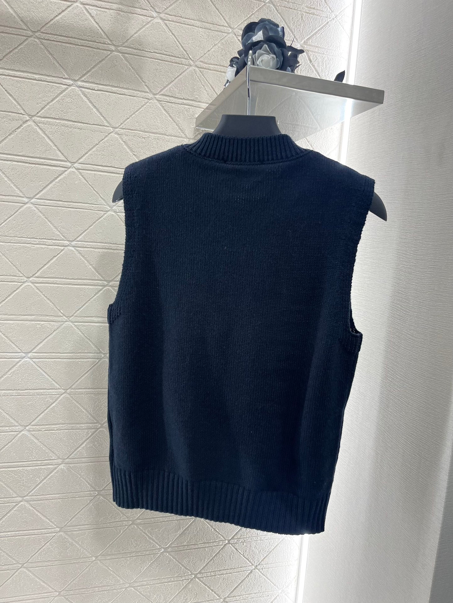 crew neck knitted vest - Ultra-Collectible