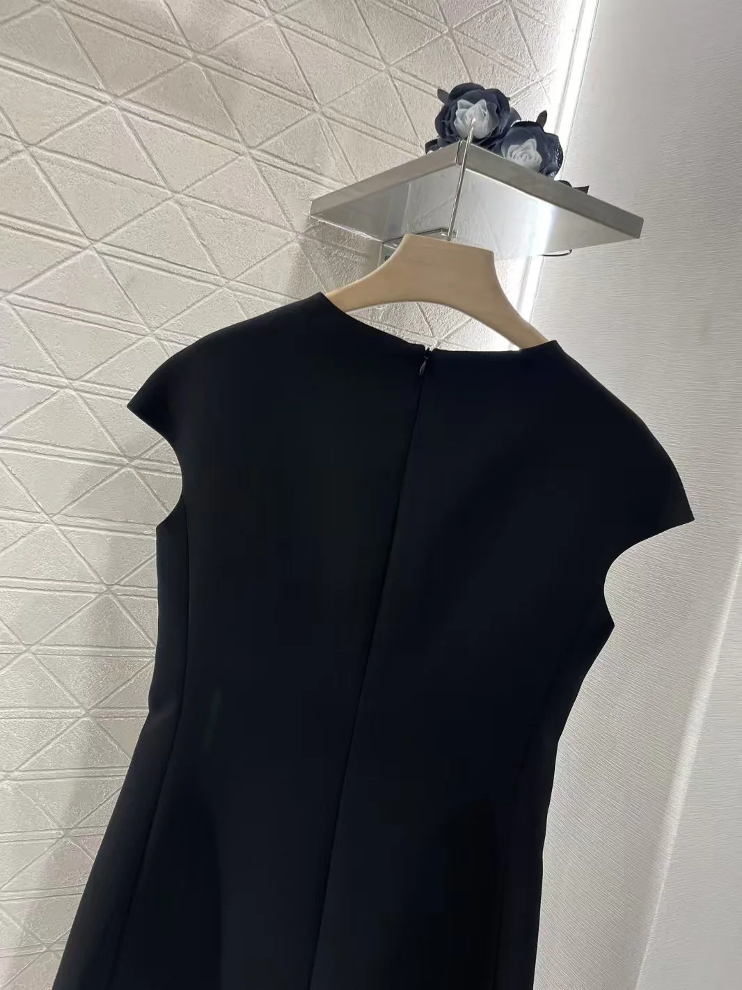 Bow short sleeve dress - Ultra-Collectible