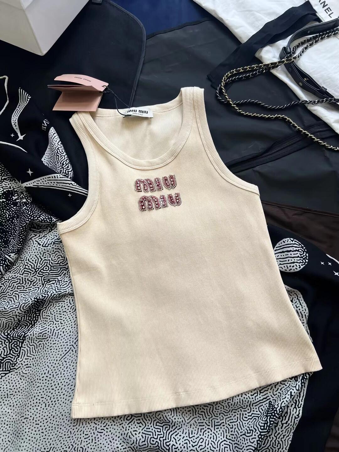 New crystal logo vest - Ultra-Collectible