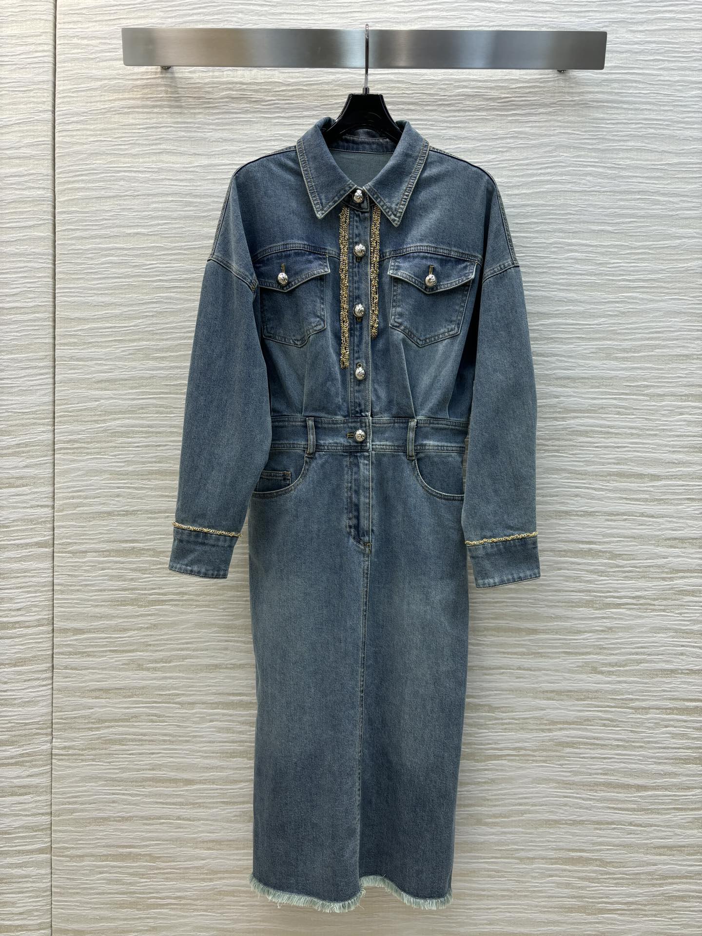 Lapel denim dress - Ultra-Collectible