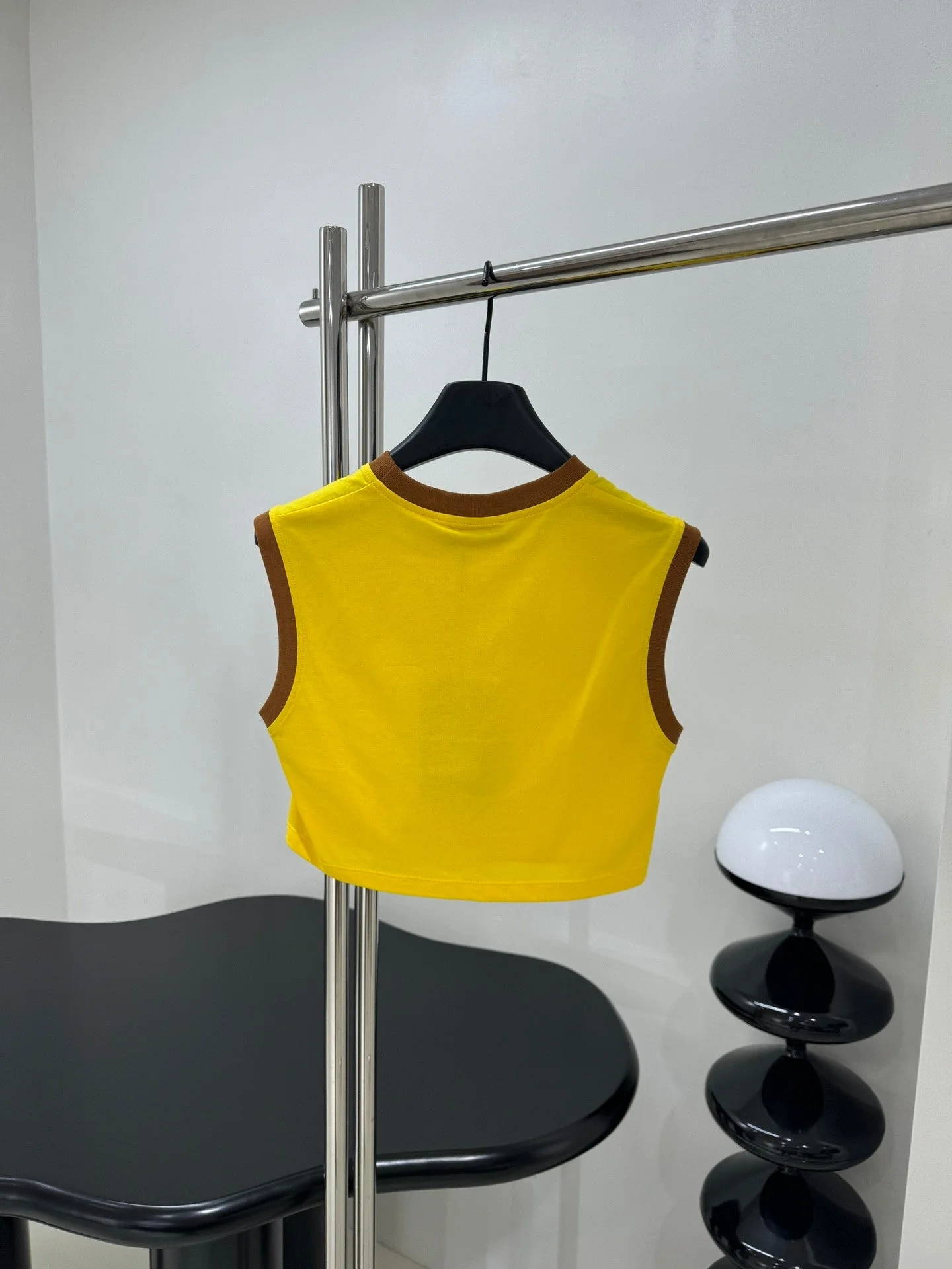 New arrivals embroidered logo knitted vest - Ultra-Collectible