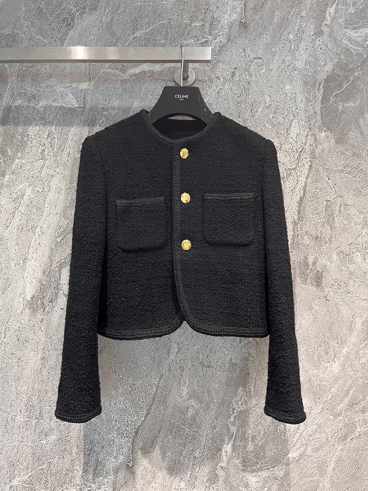 Black and gold tweed jacket - Ultra-Collectible