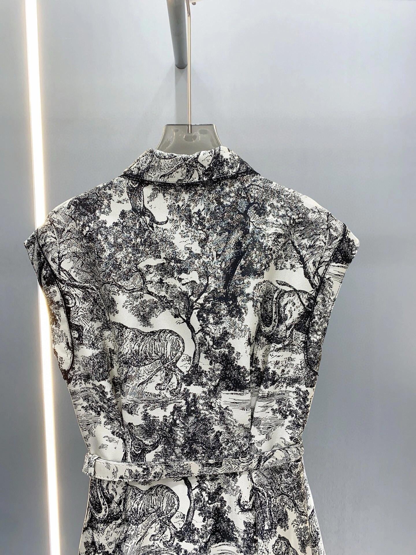 Printed pattern dress - Ultra-Collectible