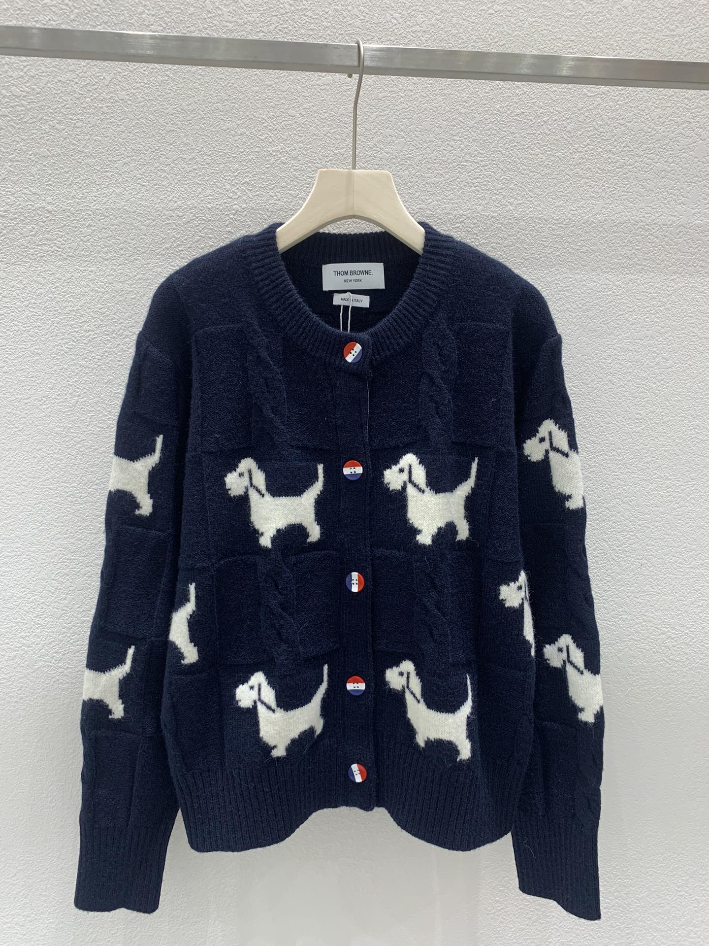 Puppy print knitted crew neck cardigan - Ultra-Collectible
