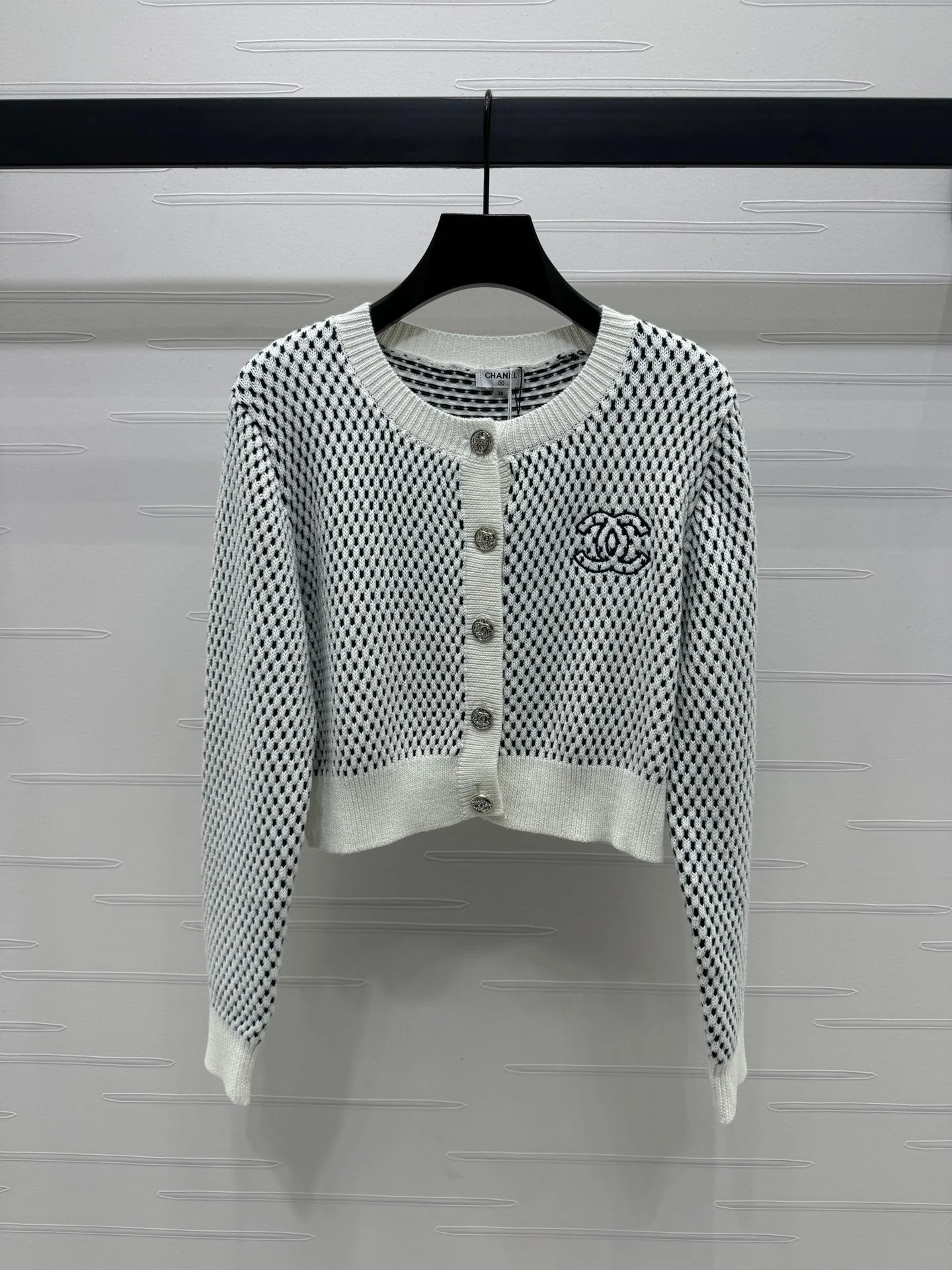 Two-tone crocheted crew neck long-sleeved cardigan - Ultra-Collectible