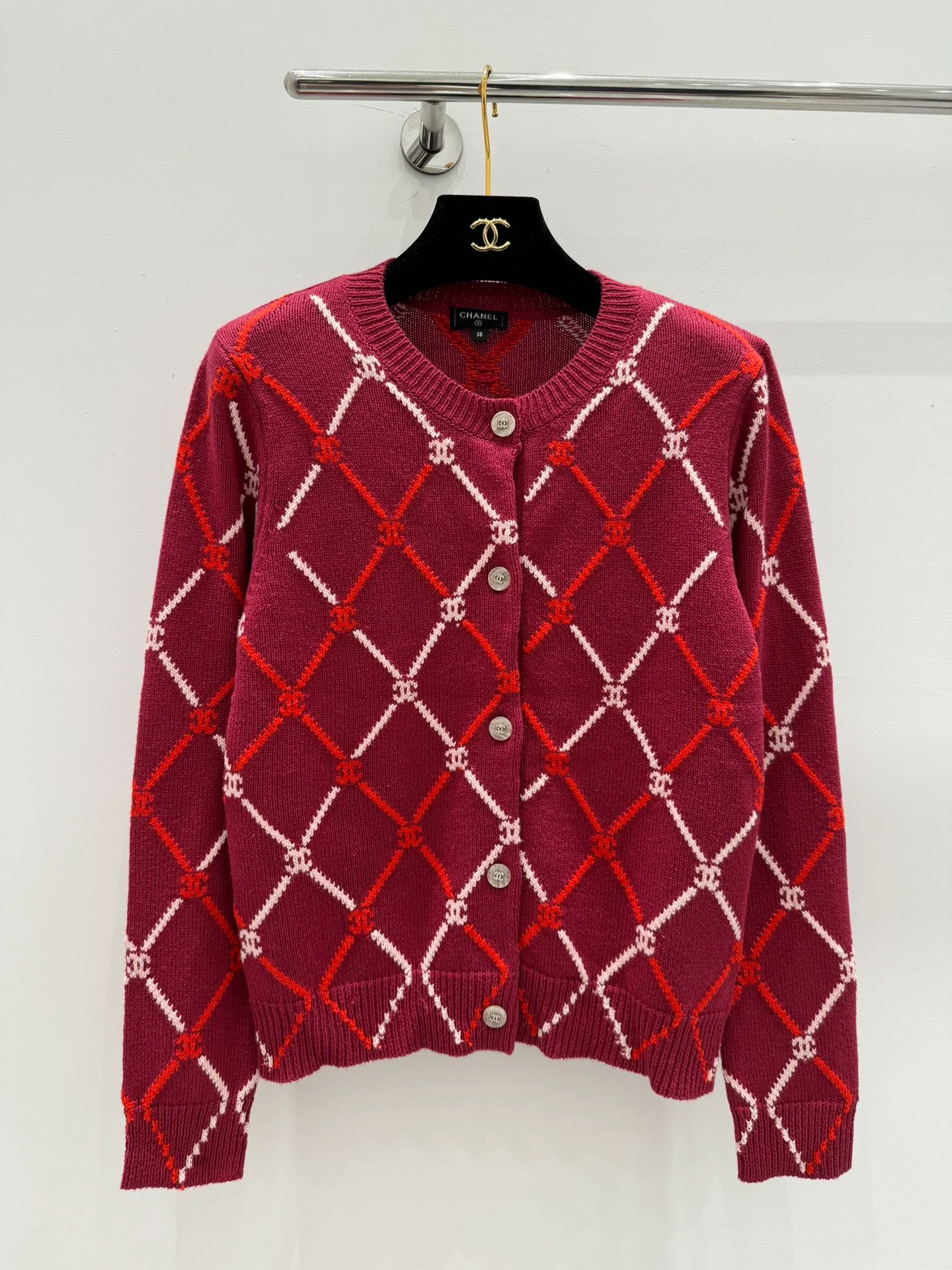 New knitted round neck cardigan - Ultra-Collectible