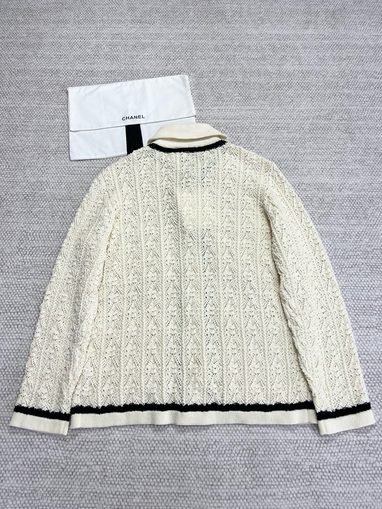 Lapel spiral yarn cardigan - Ultra-Collectible