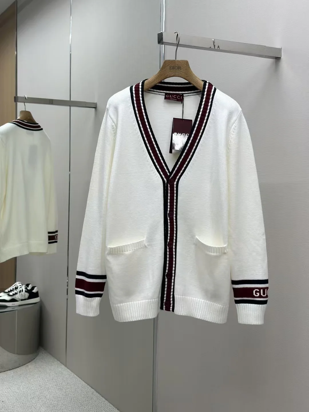 New V-neck wool knitted cardigan - Ultra-Collectible