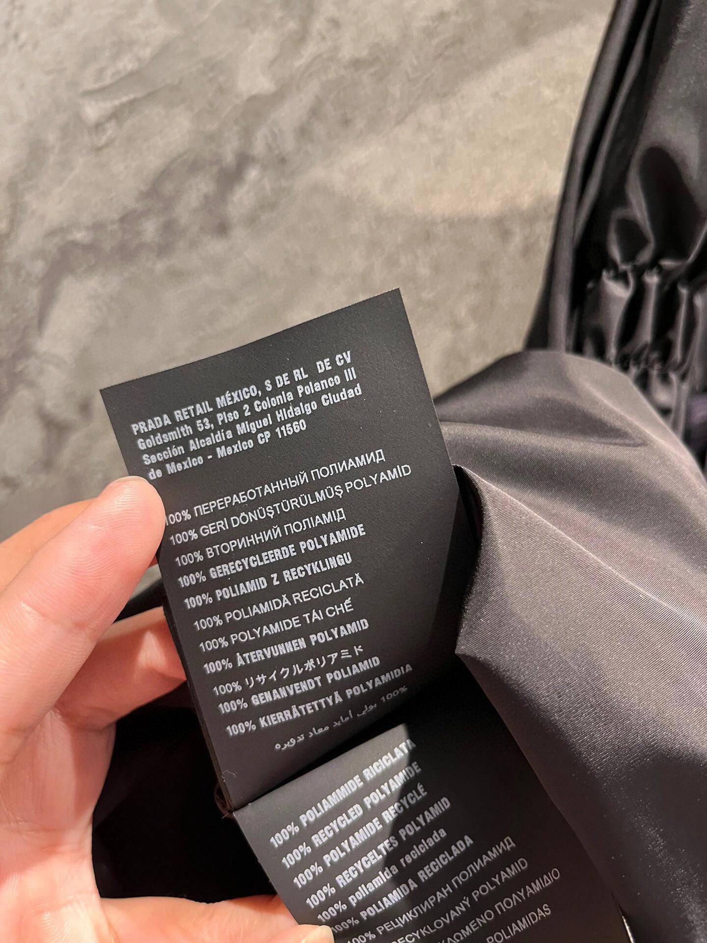 Sleeveless waist dress - Ultra-Collectible