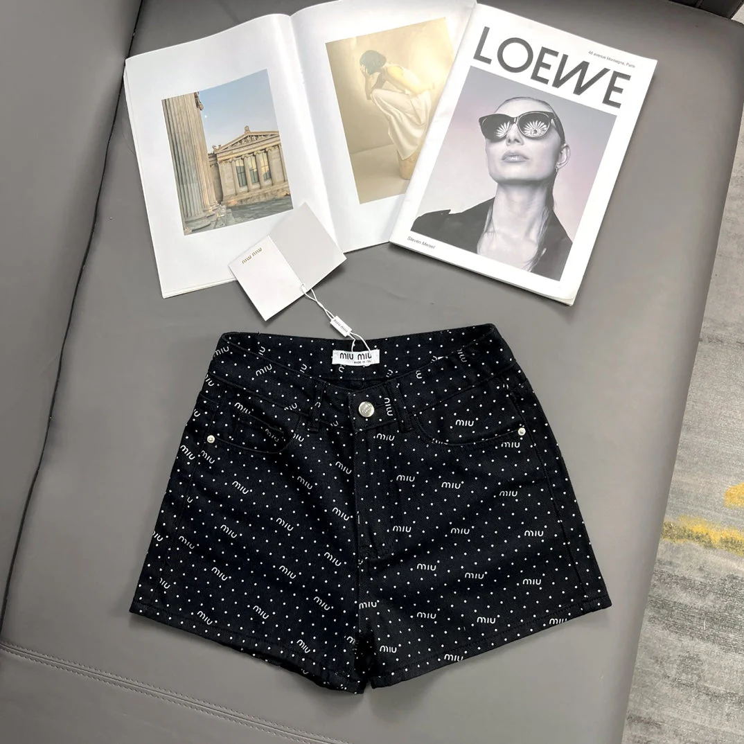 Polka dot logo lettering jeans - Ultra-Collectible