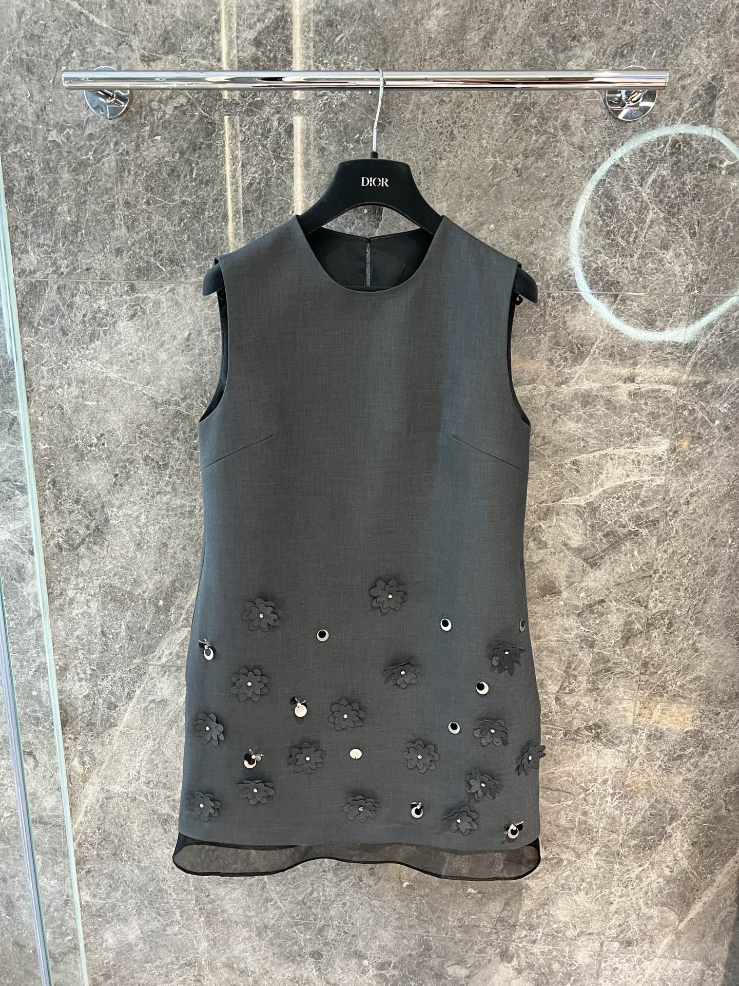 Simple sleeveless vest dress - Ultra-Collectible