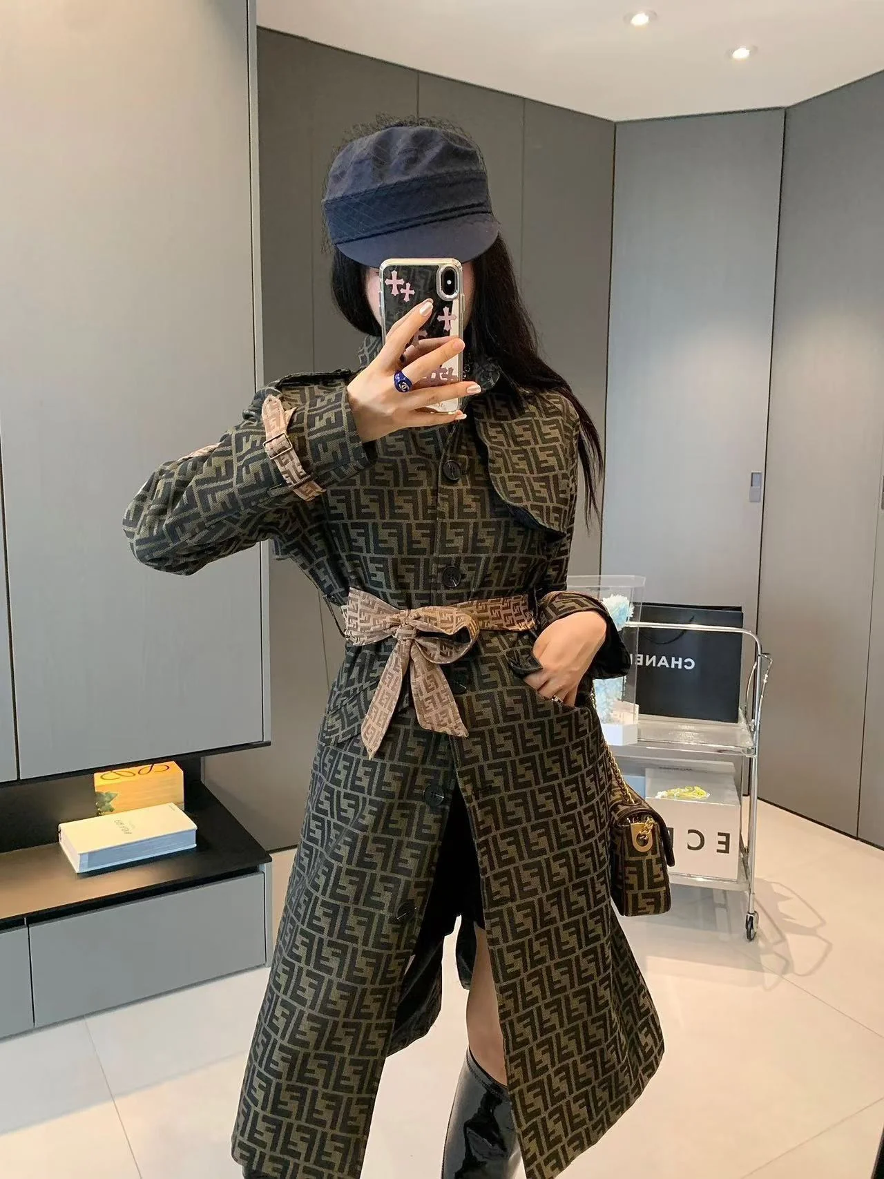 Jacquard trench coat - Ultra-Collectible