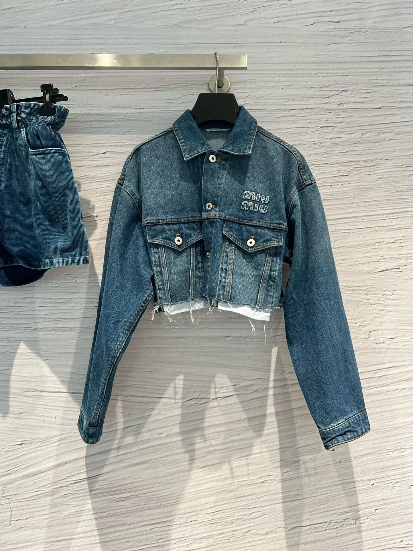 raw edge denim jacket - Ultra-Collectible