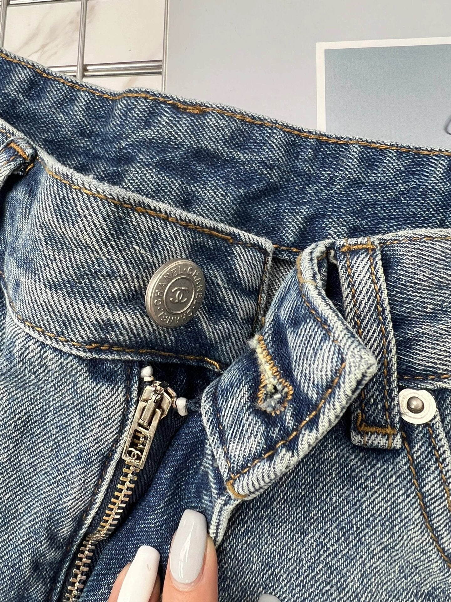 letter embroidered denim shorts - Ultra-Collectible