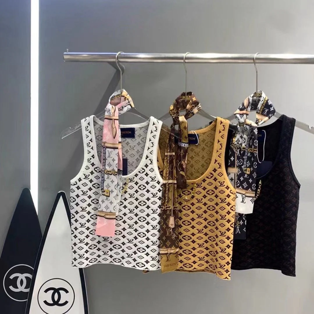 Matching scarf vest - Ultra-Collectible