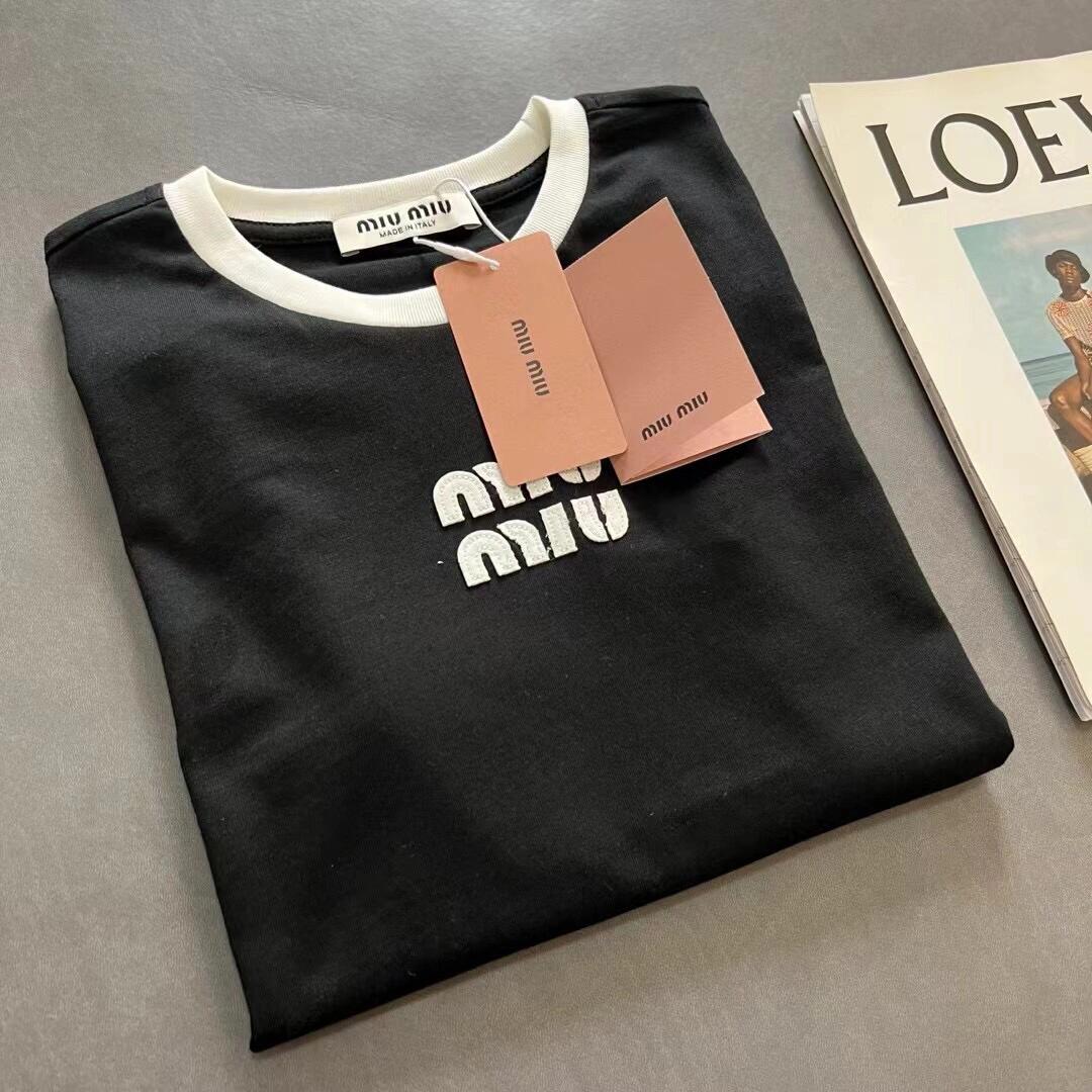 Small logo letter patch embroidered short-sleeved T-shirt - Ultra-Collectible