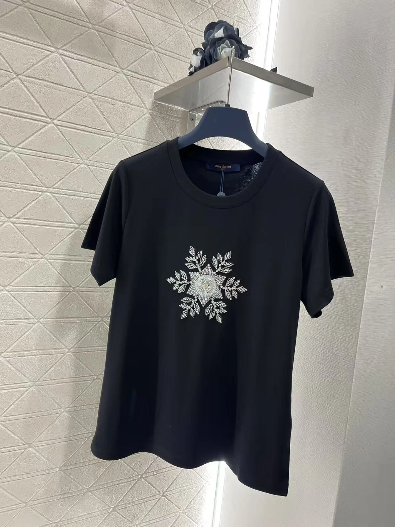 Round neck beaded short sleeves - Ultra-Collectible