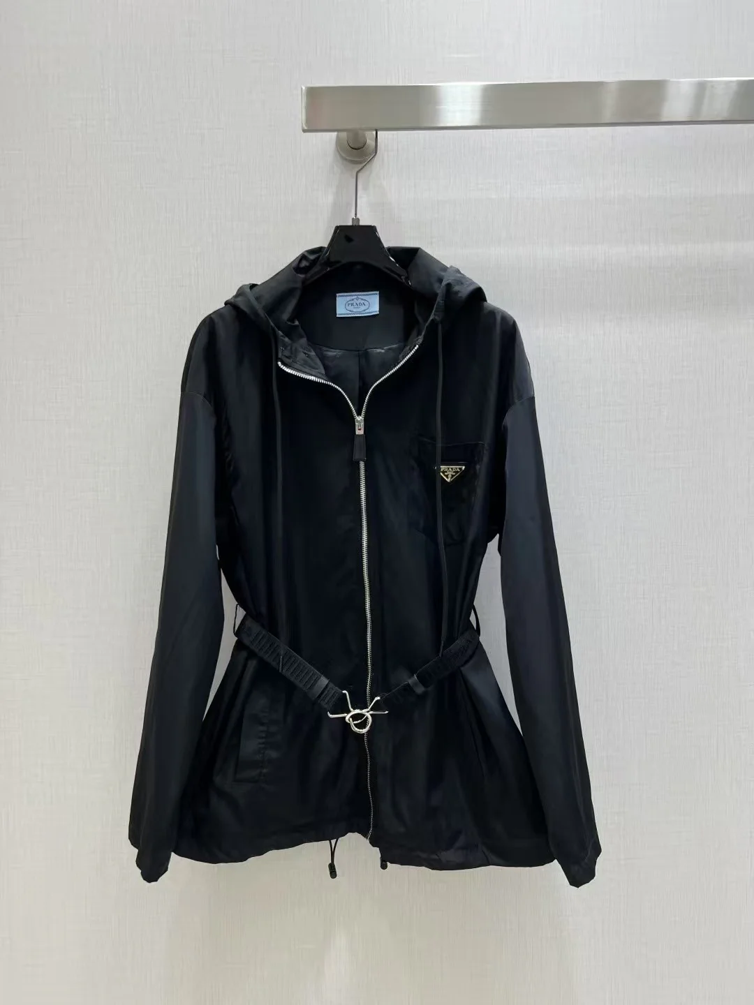 Hooded nylon jacket - Ultra-Collectible