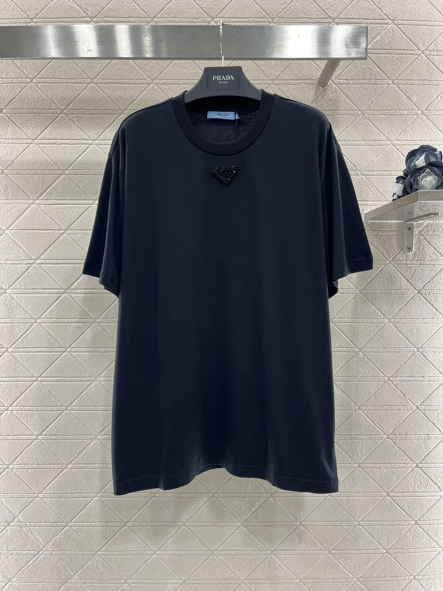 Triangle logo short sleeves - Ultra-Collectible