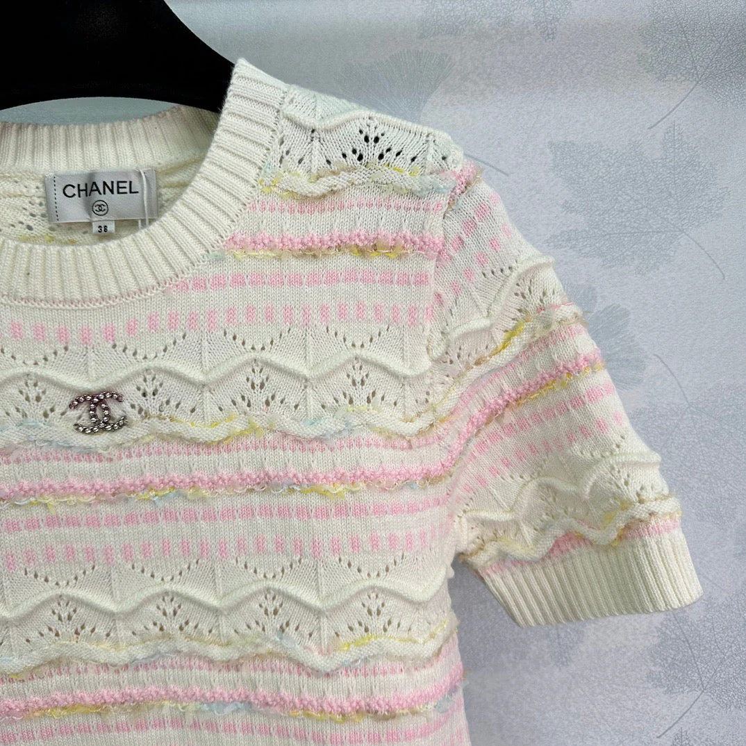 Pink wavy knitted short sleeves - Ultra-Collectible